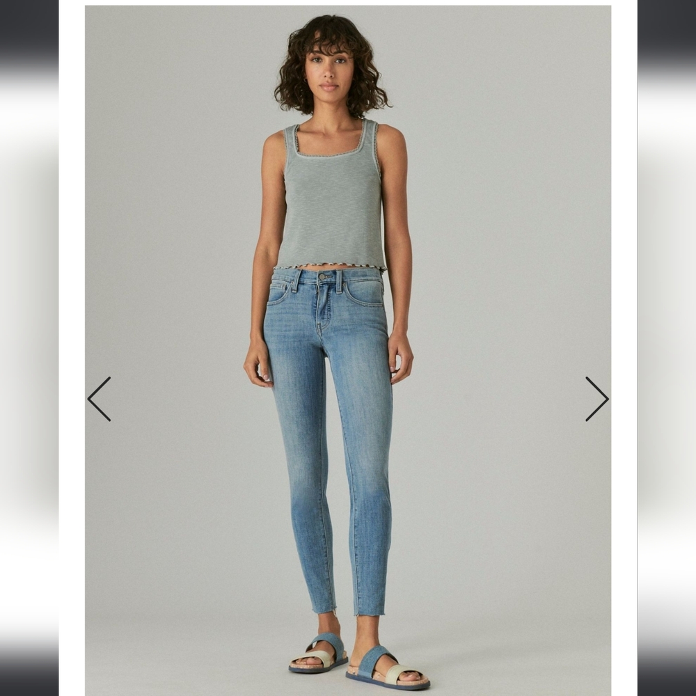 Women's Light Blue Jeans